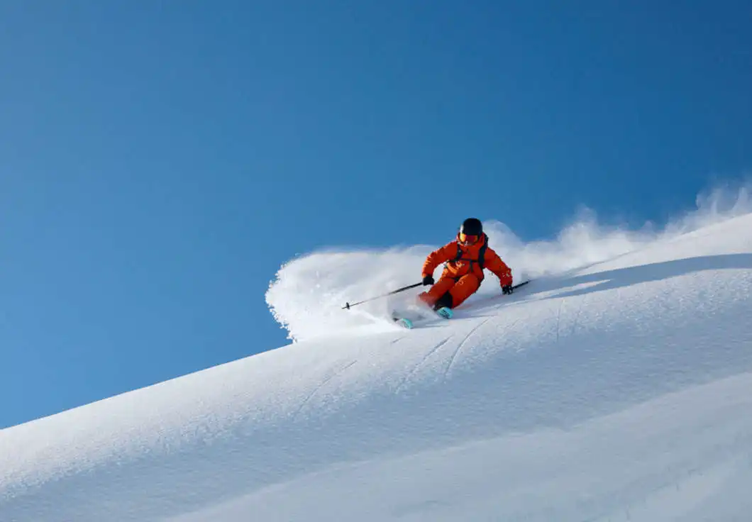 Volken Mode Store in Fiesch Schneesport Bekleidung