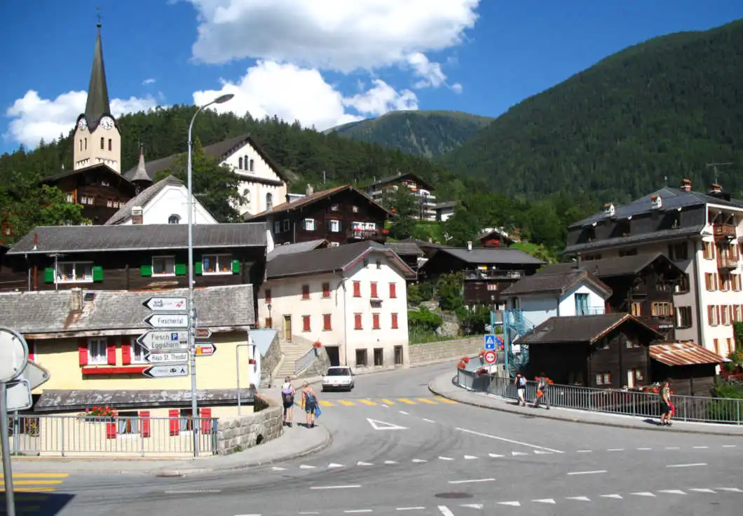  Volken Mode Store in Fiesch Herren Freizeitmode